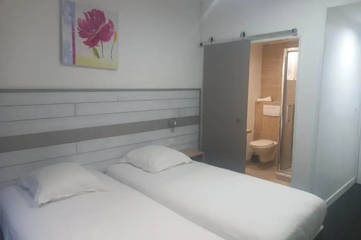 guest_rooms