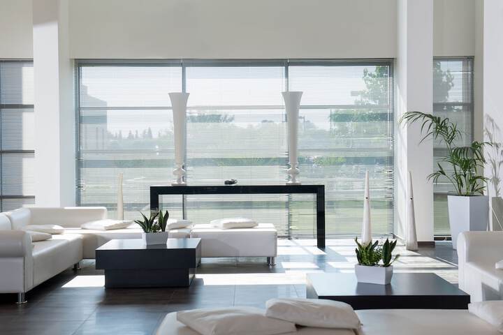 Guest Lobby