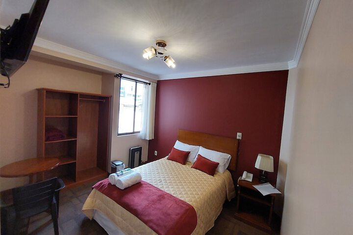 Room 3 of 21