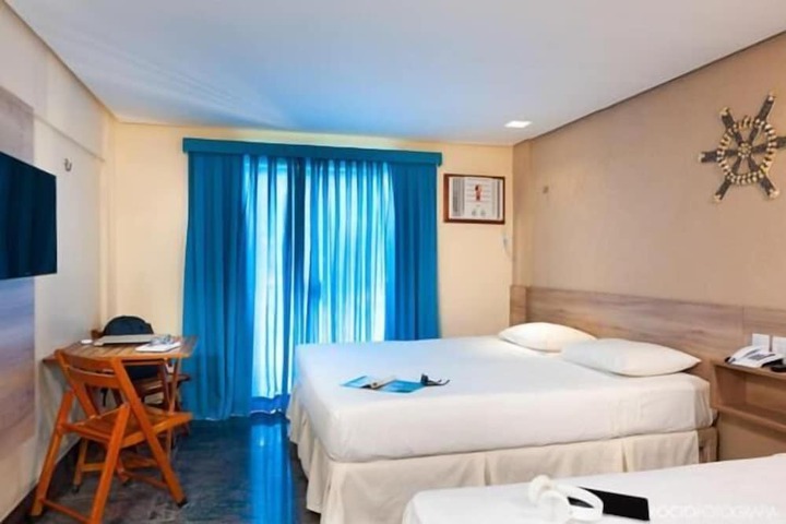 Room 7 of 32