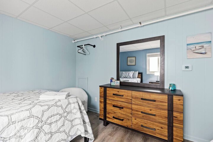 Room 21 of 41