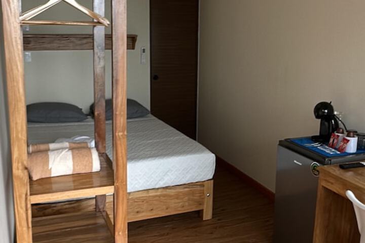 Room 25 of 85