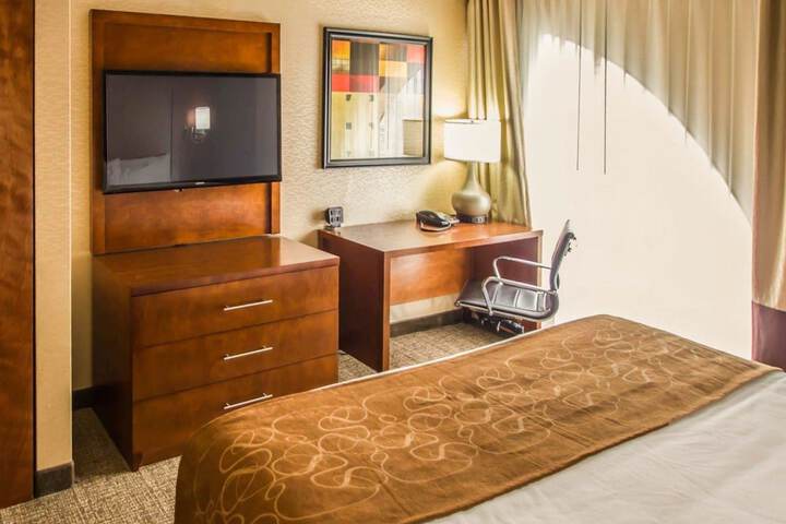 Suite 2 Queen Beds (17 of 51)