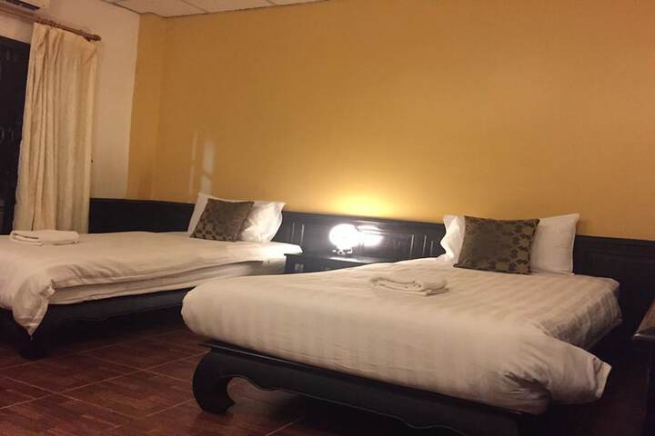 Room 18 of 25