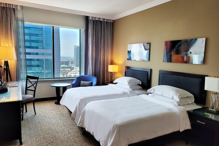 Room 48 of 135