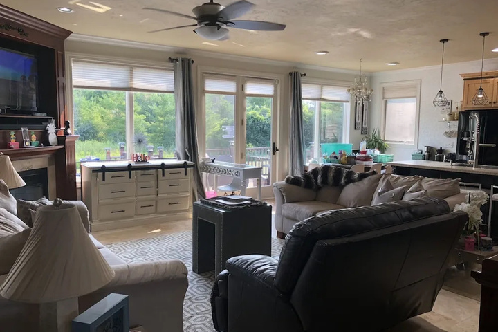 Room 3 of 12
