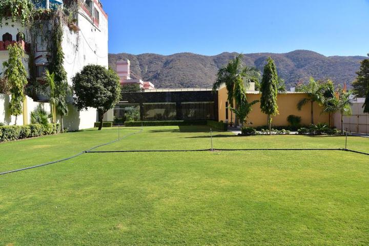 Photo 12