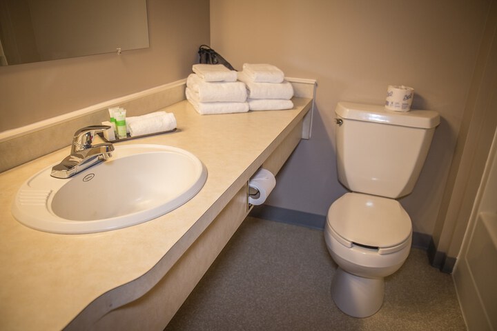 Room 12 of 20
