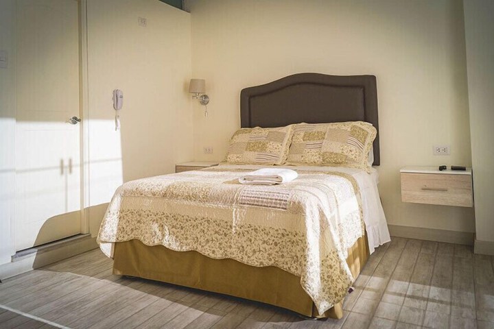 Room 8 of 20