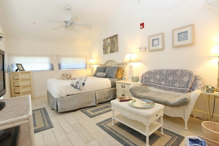 Room 5 of 51
