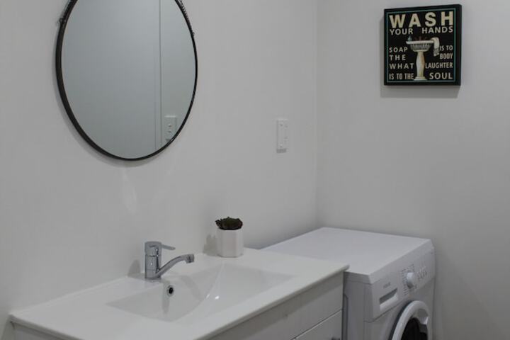 Room 21 of 26
