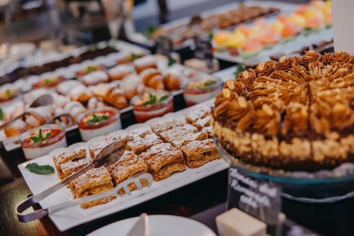 Breakfast buffet
