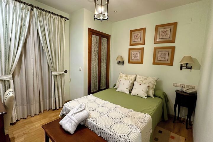 Room 14 of 60