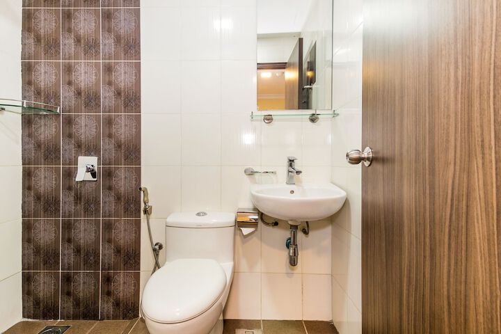 Bath Interior