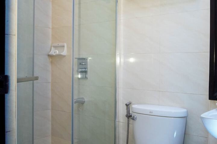 Room 48 of 119