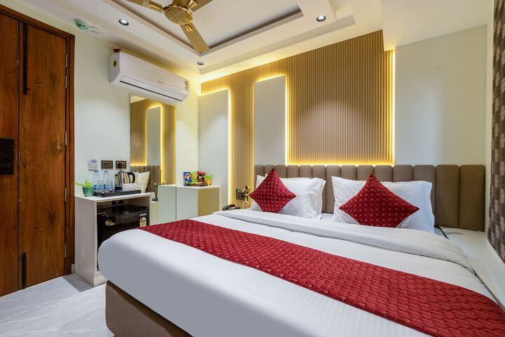 Room 54 of 95