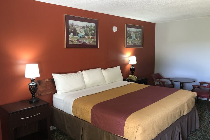 2 Double Beds (24 of 51)