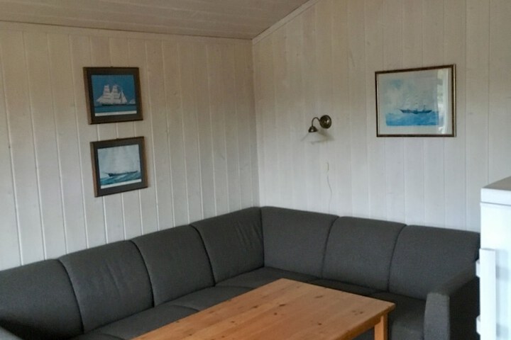 Room 10 of 51