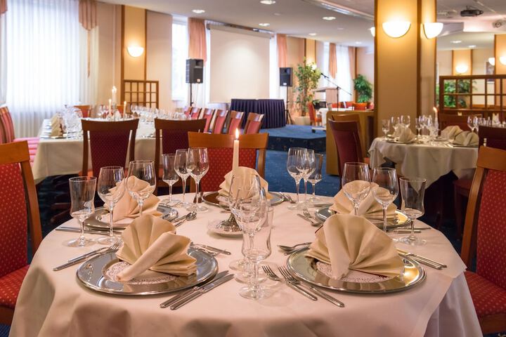Dining Photos
