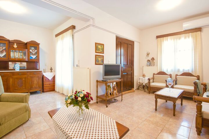 Room 14 of 52