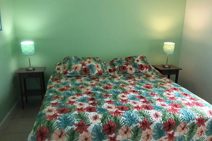 Room 12 of 64
