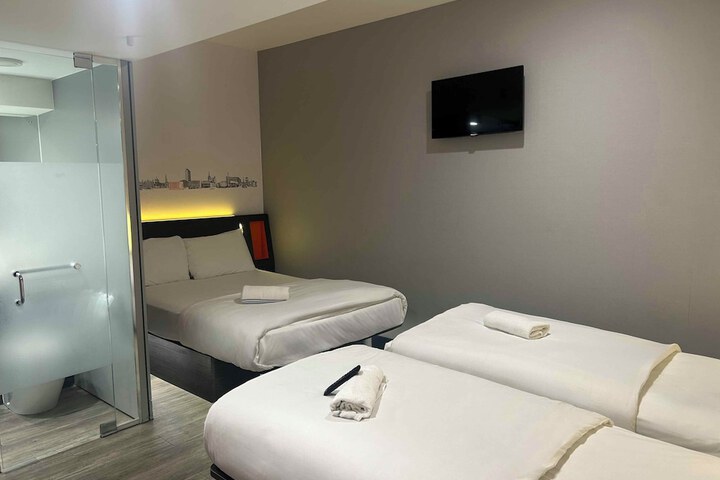 Room 20 of 59