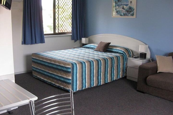 Room 17 of 83