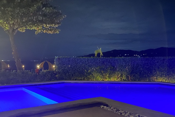 Pool 28 of 85