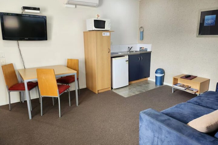 Room 21 of 51