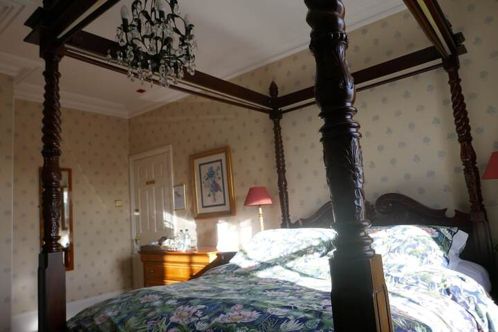 Room 29 of 79