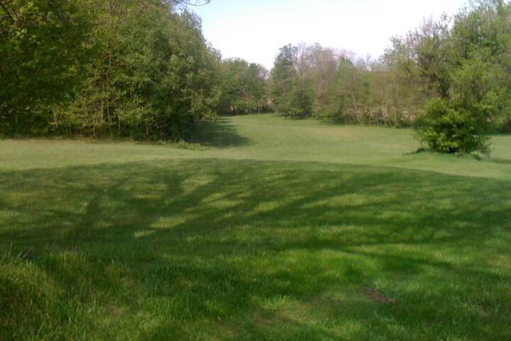 Property Grounds 33 of 38