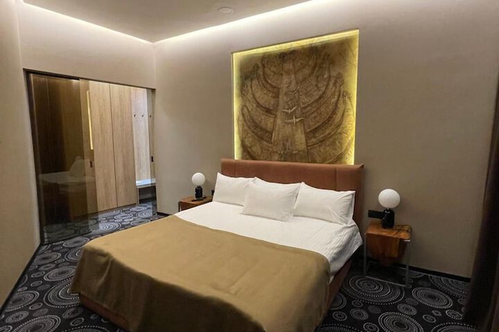 Room 31 of 53