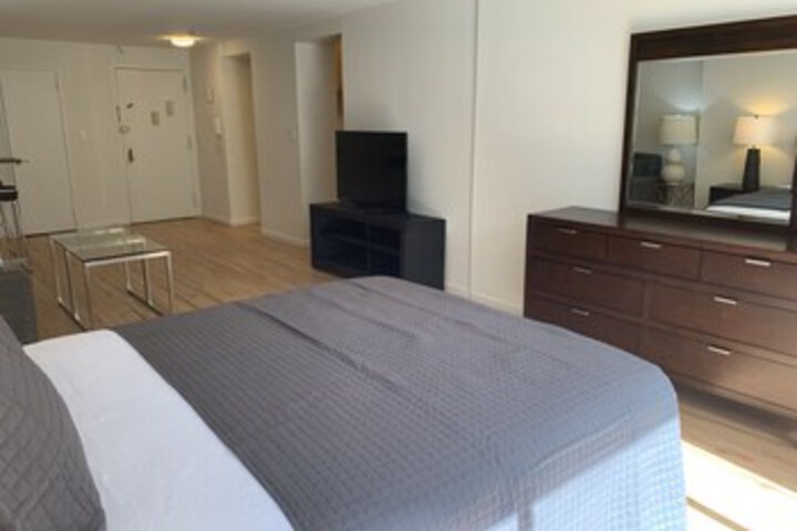 Room 34 of 37