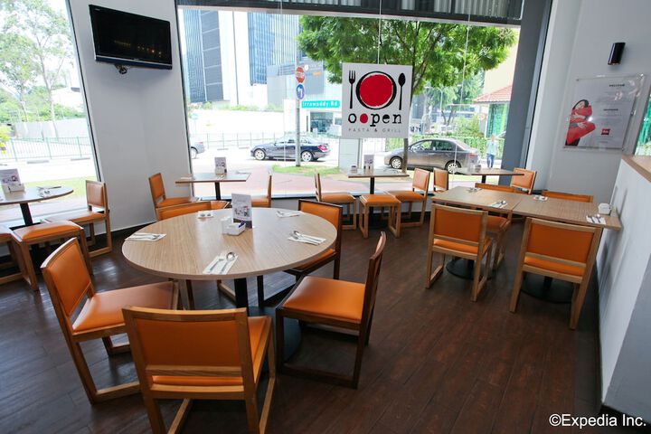 Dining Photos