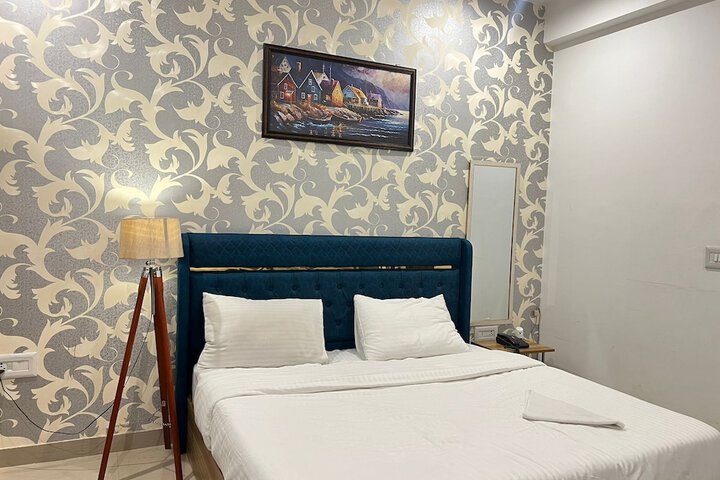 Room 12 of 61