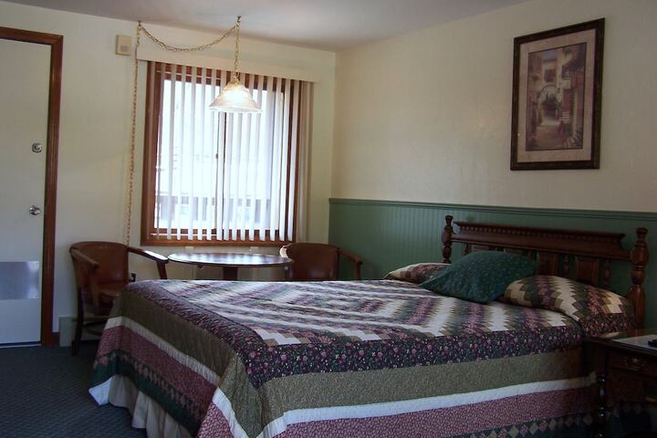 Room 5 of 34