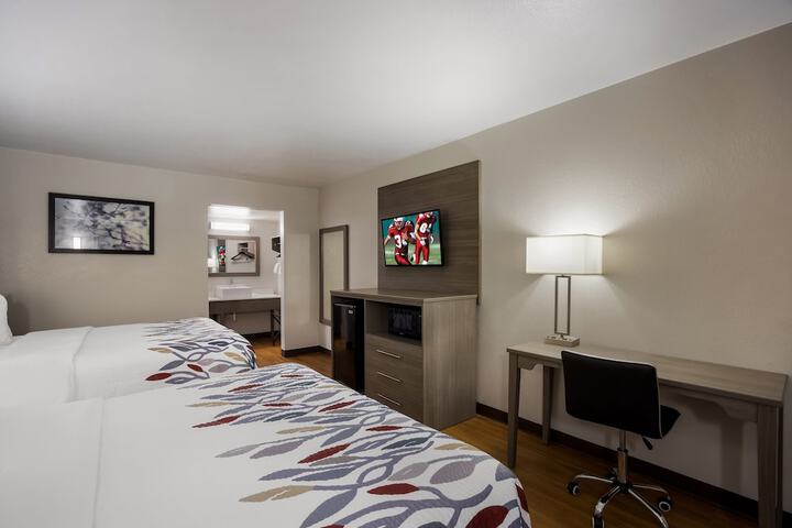 Room 20 of 34