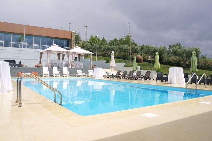 Pool Hotel