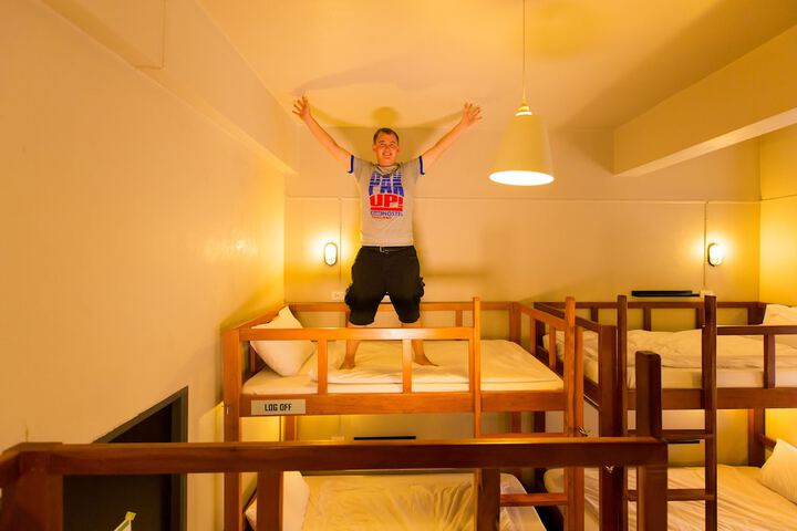 Room 10 of 49