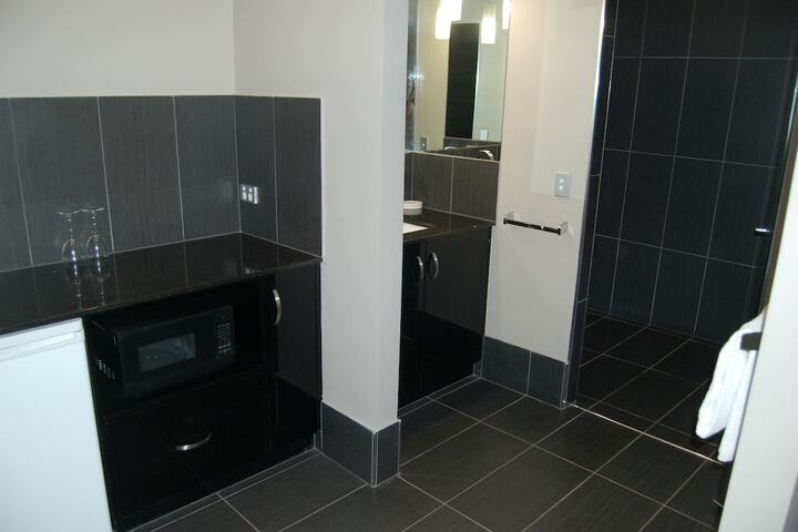 Room 4 of 61