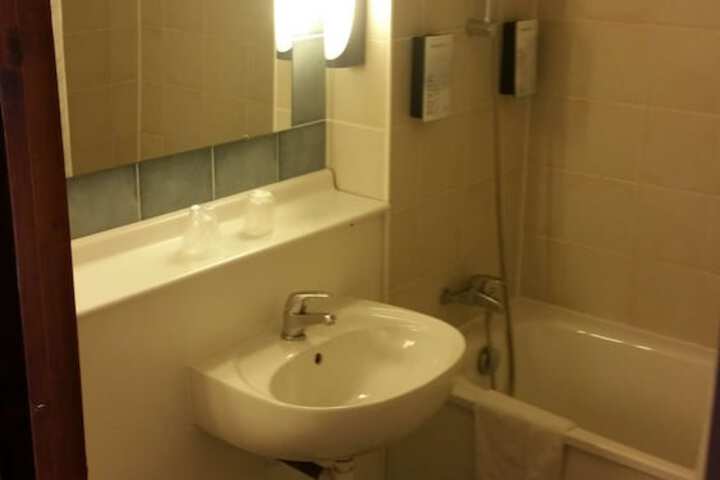 Clean Restrooms