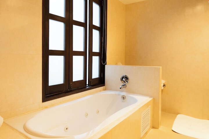 Bath Photo