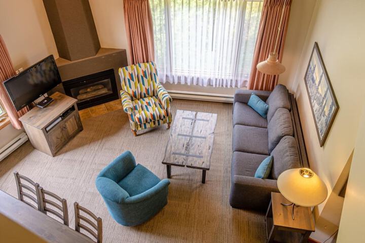 Room 169 of 266