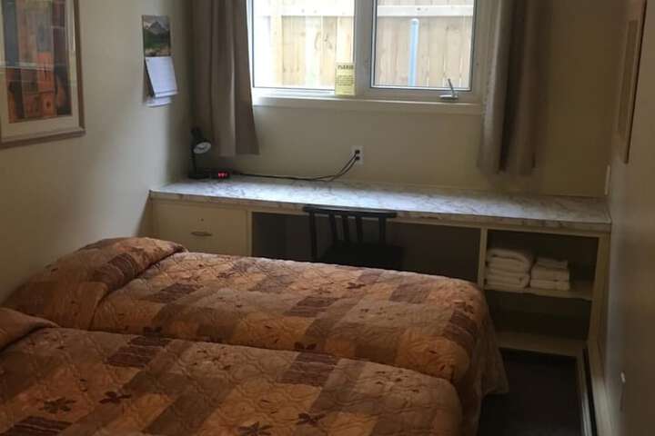 Room 16 of 19