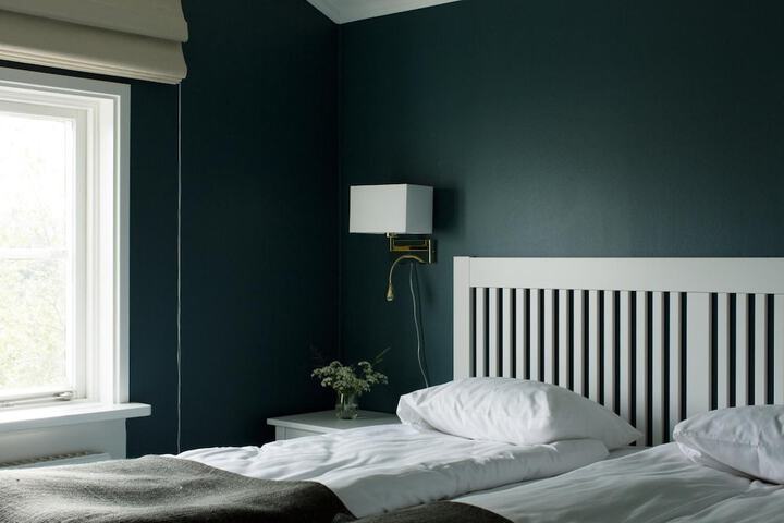 Room 9 of 40