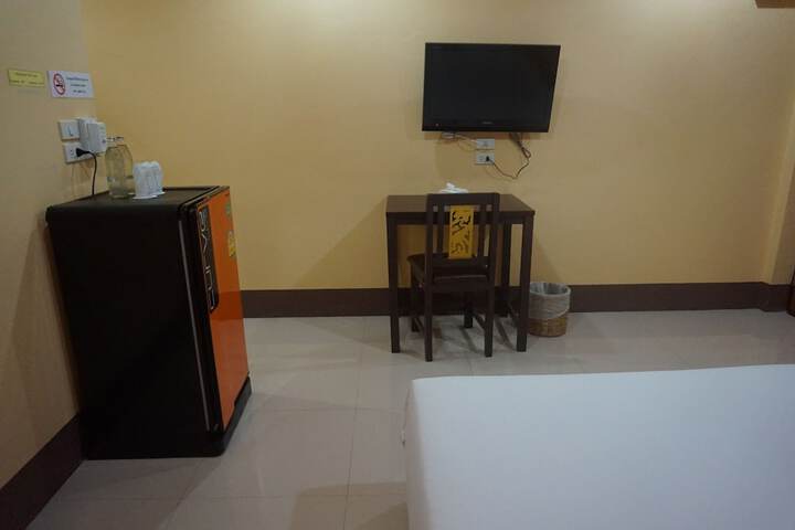 Room 27 of 54
