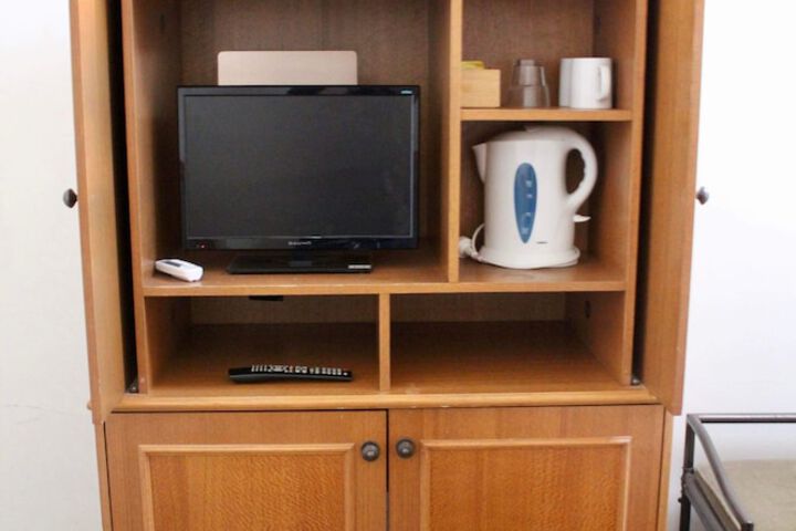 Room 2 of 30