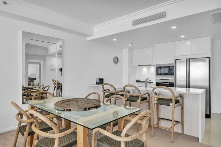 Dining Photos
