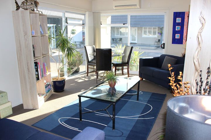 Guest Lobby