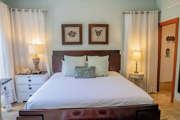Room 43 of 219